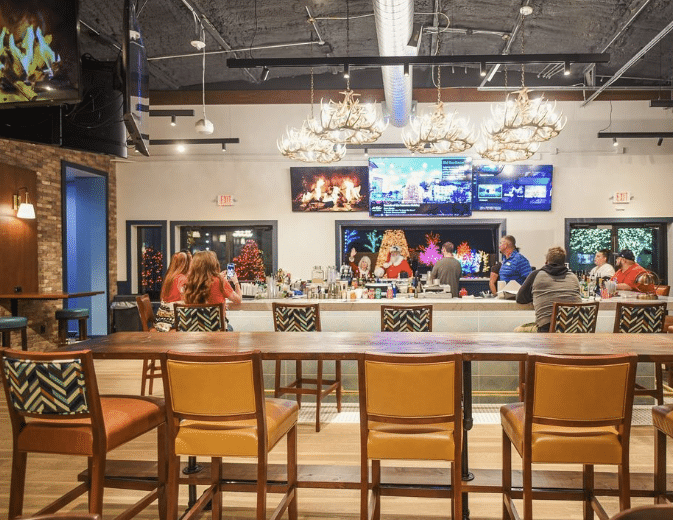 Madisonville, Christmas cafe